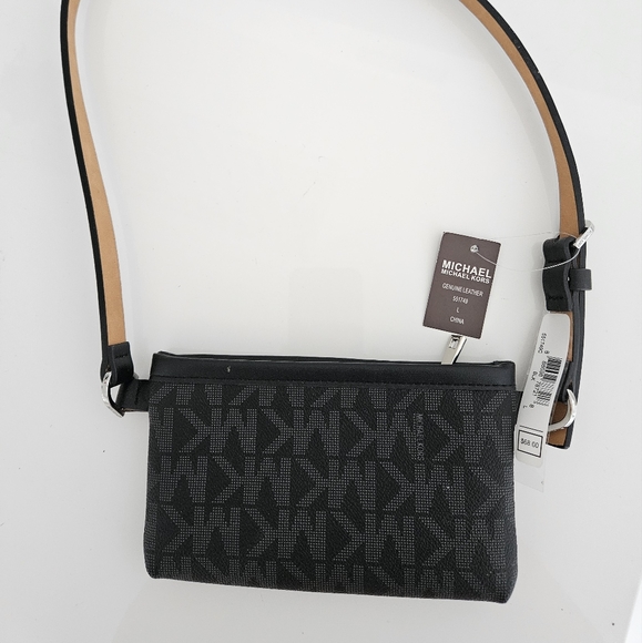 Michael Kors Fanny Pack Belt bag, Size L NWT - Picture 1 of 8